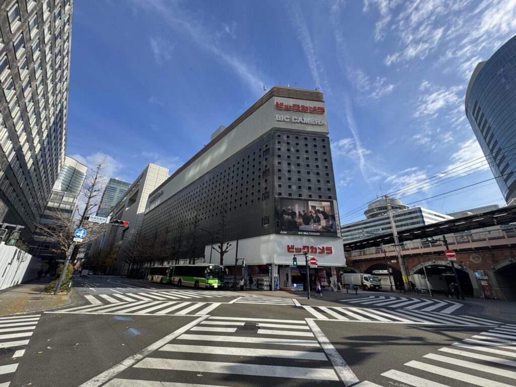 読売会館